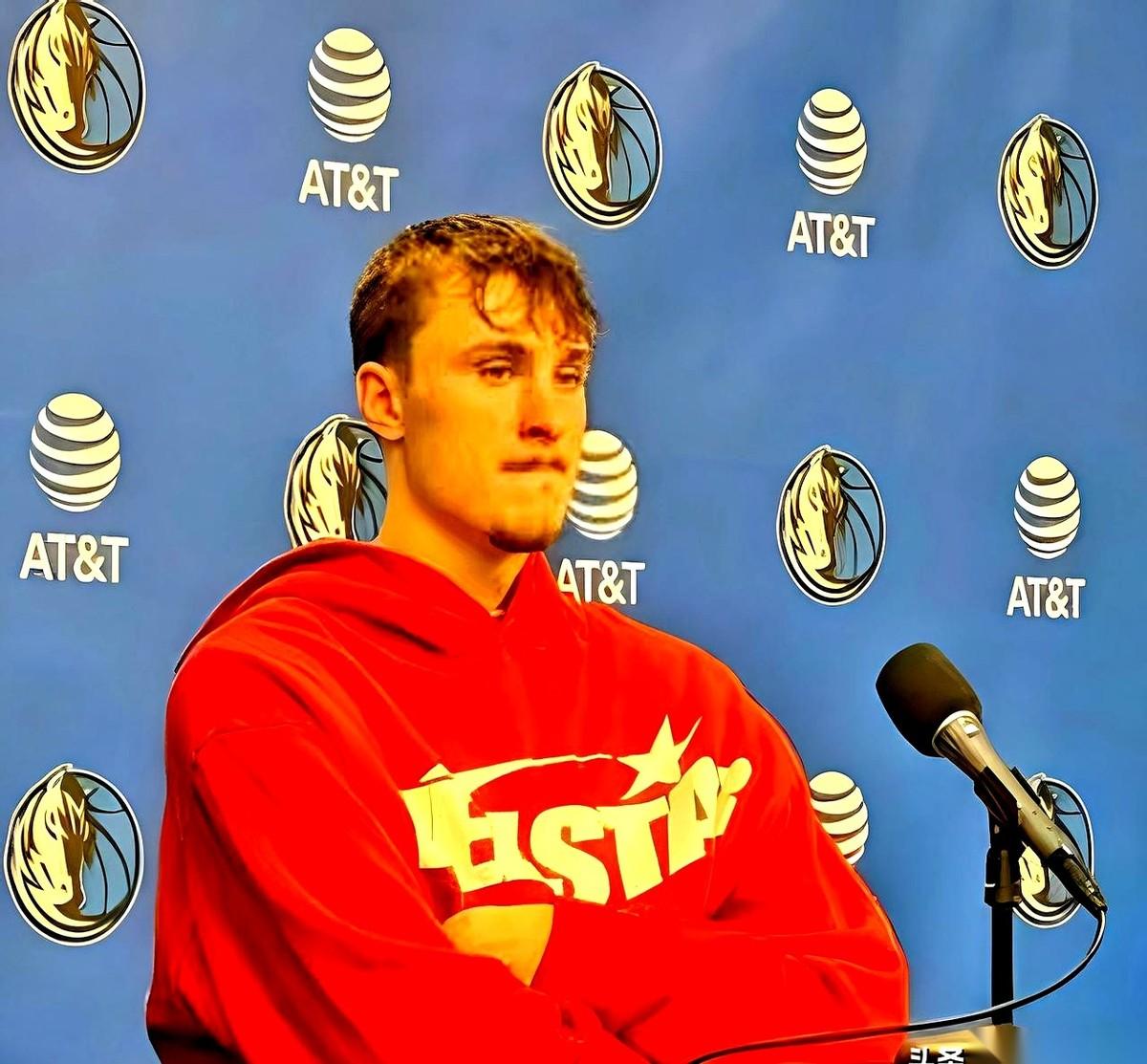 “这是我打球以来，输球最多的一段时间。”状元郎赛后说出这句话的时候，我心里咯噔