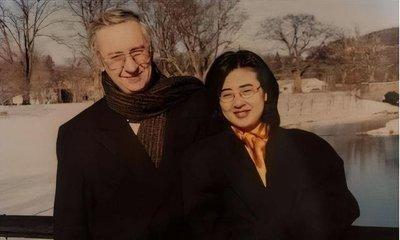 “北大天才诗人”田晓菲13岁直升北大，赴哈佛深造，嫁给大自己25岁的外国导师。如