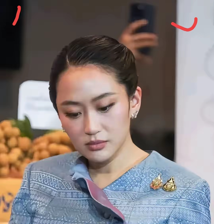佩通坦就是洪森这一生，遇见过最优秀的女人！​她万万想不到，说好的15天时间证明