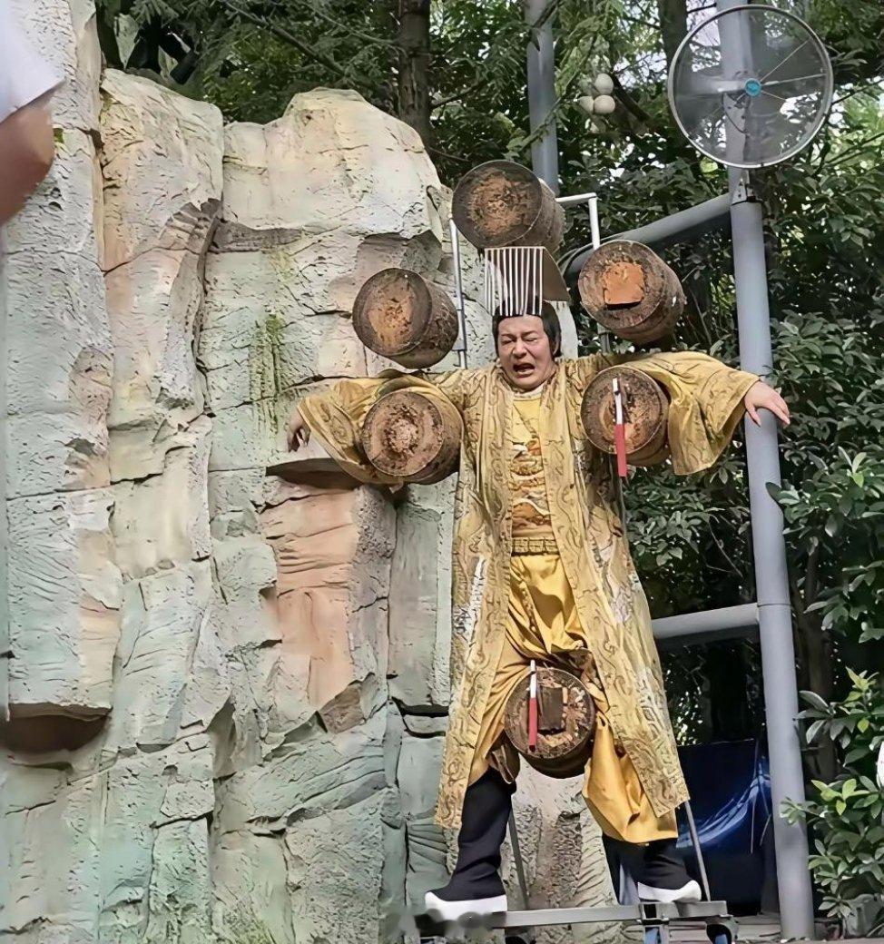 大热天，景区表演，一天600你愿意做吗