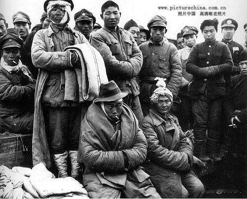 小时候就很存疑，那些成片倒在解放军枪口下的国民党兵都是些什么人，难道都是一些地痞