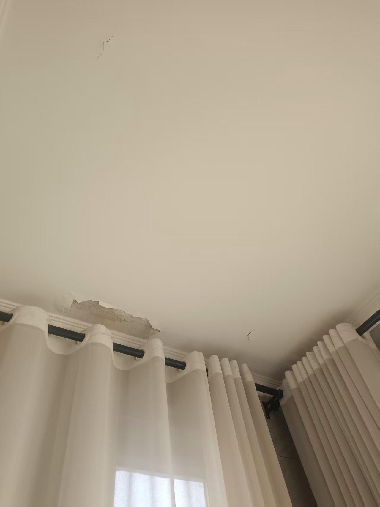 不建议买顶楼~不建议买顶楼~不建议买顶楼~~~重要的事情说三遍！！！不是碧桂园