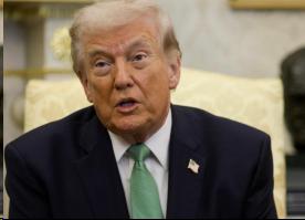 特朗普，八十多岁，精力很充沛。 据说他养生的秘诀是吃大量的阿司匹林，日常三餐