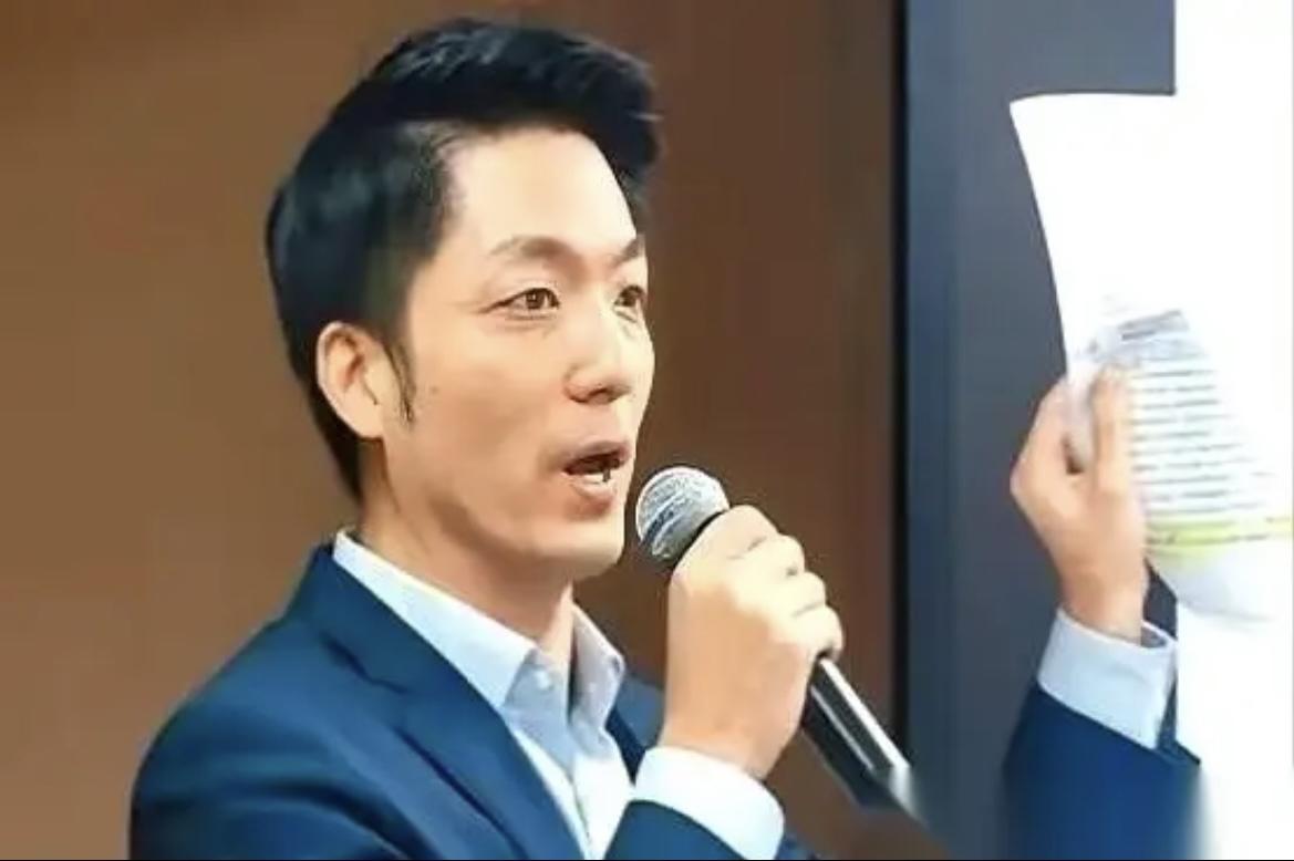 蒋万安想停双城论坛？借他十个胆也不敢！别以为他怕的是对岸，真正拿捏他的是台北老百