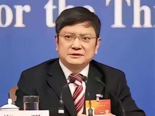 “浙大教授”郑强，再次抛出惊人言论！他说：“中国是人口大国、劳动力大国，人工智能