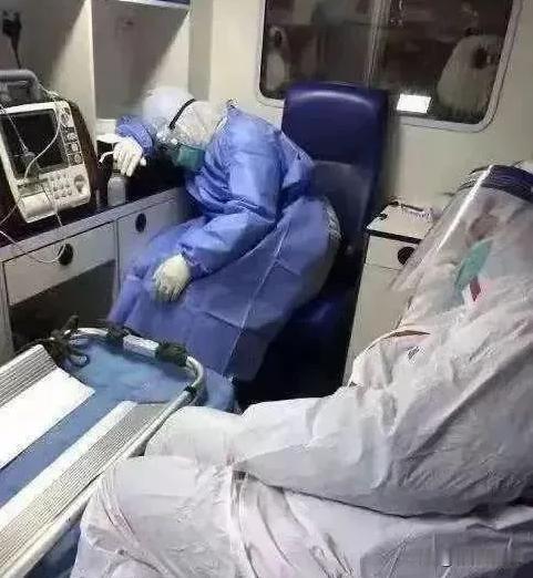 新冠疫情爆发之初，各地死亡率有极大差异，死亡率最高的是武汉市，高达5.15%，湖