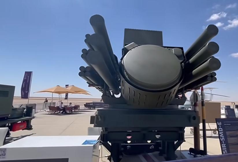 9月8日至10日，埃及阿拉曼国际航空航天展上，俄制“铠甲-SMD-E”防空系统首