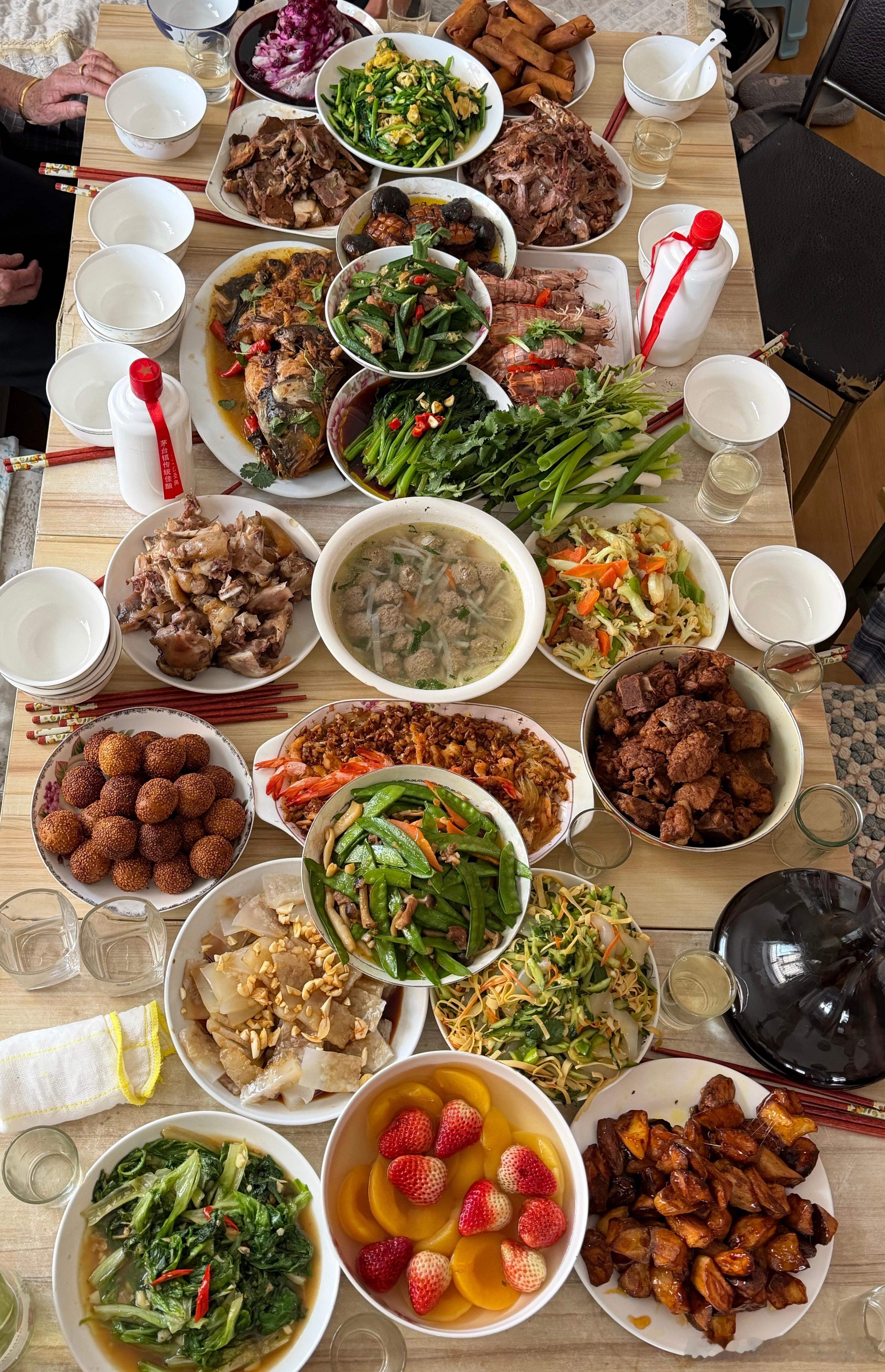 过年好啊🧨你们都吃什么好吃的啦春节快乐