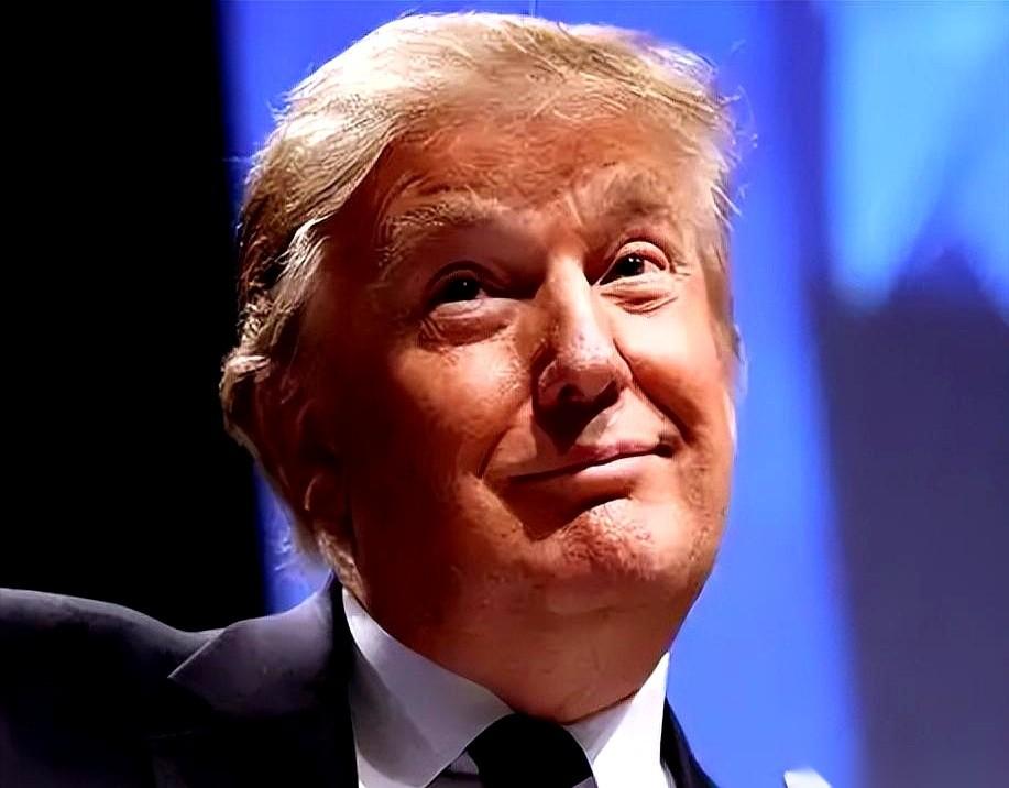 他这人做事，真就一个字：绝。前一秒还跟你称兄道弟，下一秒看你多赚了一毛钱，就能