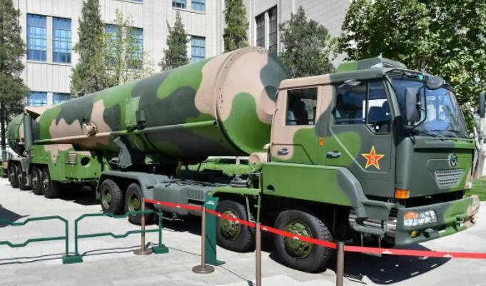 美专家：别总想插手武统，美国须知，中国导弹会瞄准美国本土。有这样一位美国专家，此