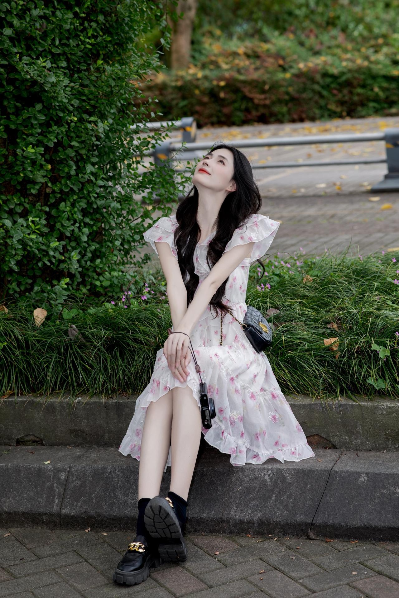 少女感夏日ootd夏日绝美仙女裙初恋裙夏季温柔碎花连衣裙小个子穿搭