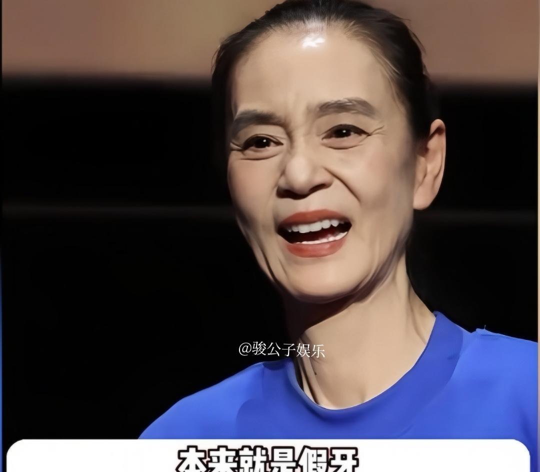 老戏骨刘雪华久未露面，65岁的她如今模样大变，生图下皱纹横生，身形消瘦，老