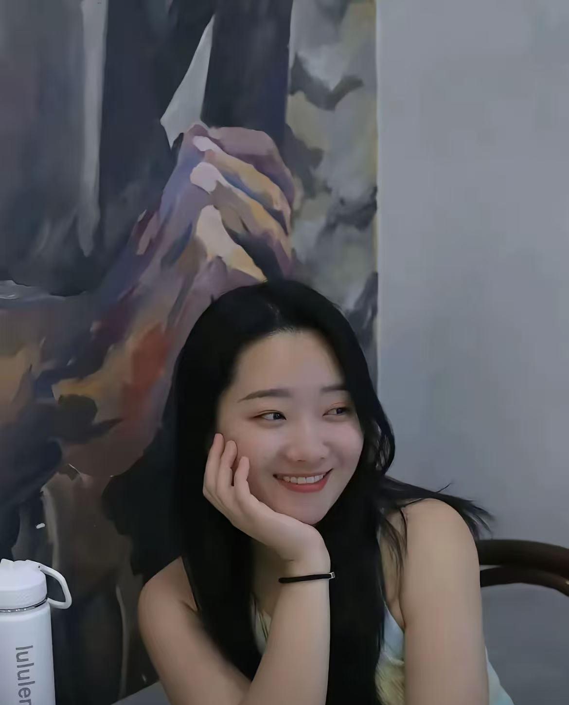 被毒死蛇咬死女子最新后续！男友曝更多细节，两家医院操作，令人迷惑。事发当天是6
