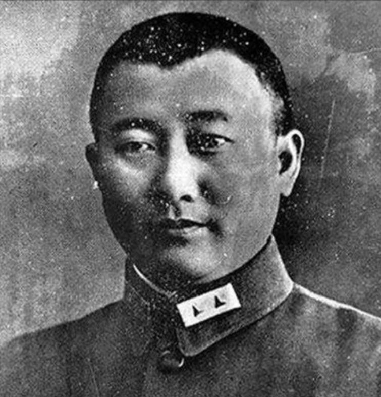 1948年3月的一天，彭德怀在瓦子街看到刘戡的尸体，说：他当年为救我们一名同志，