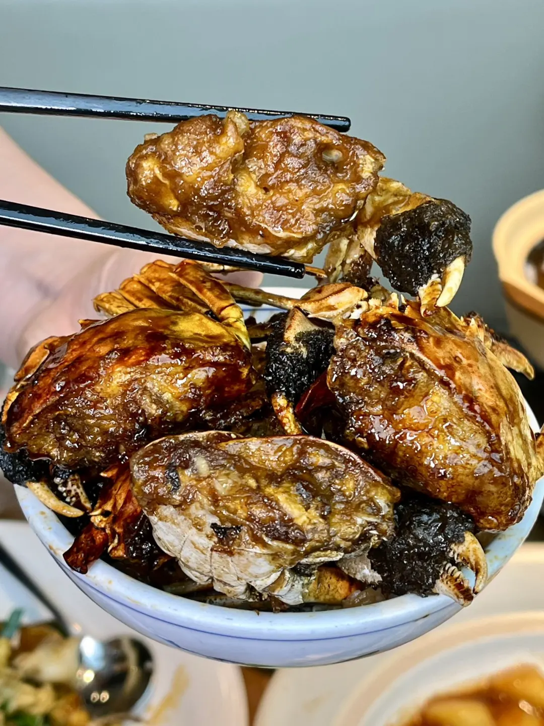 上海人吃蟹，清蒸派还是油焖派？