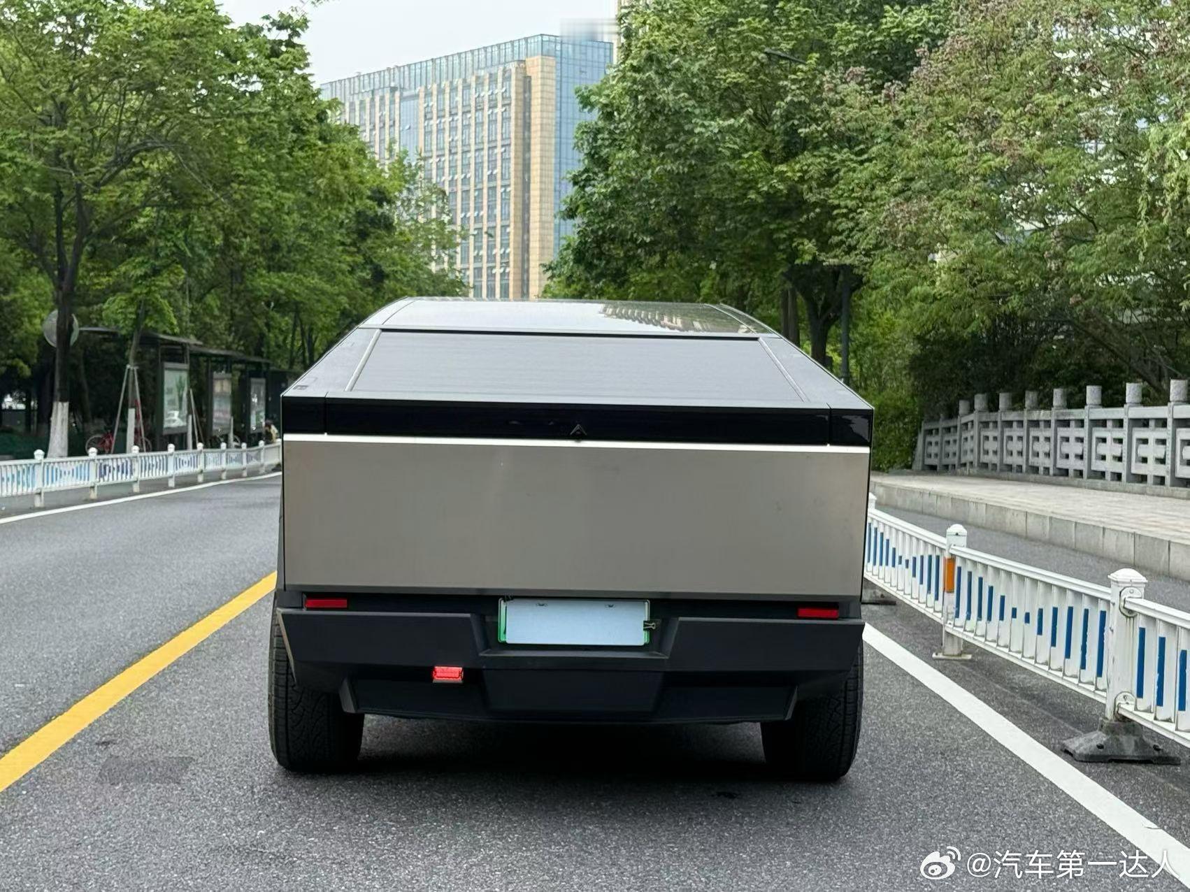 特斯拉 Tesla-Cybertruck，2026年———5360km，（来自美