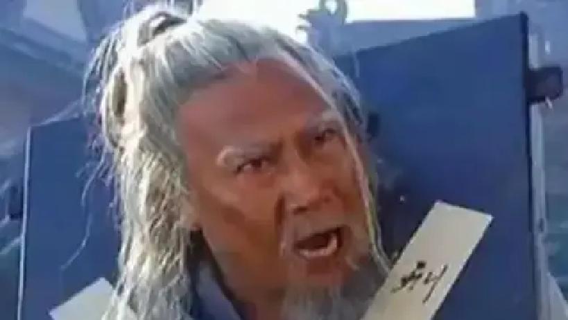 为什么刘邦能放过萧何，朱元璋却不能放过已经77岁的李善长呢？宫灯摇曳，朱元璋盯着那方沾了朱砂的绢布，