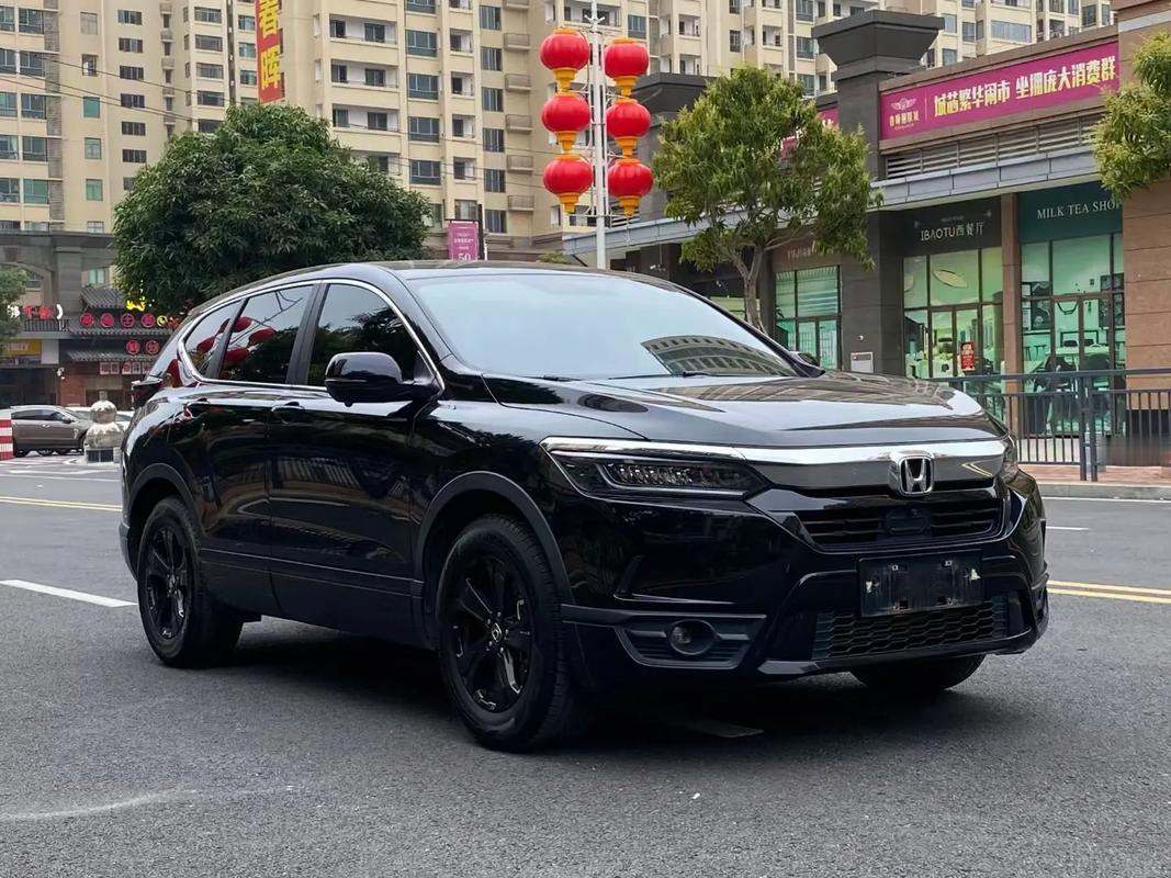 2025燃油热销SUV：广汽本田皓影小幅下滑3%的皓影完成销量12.01万辆。