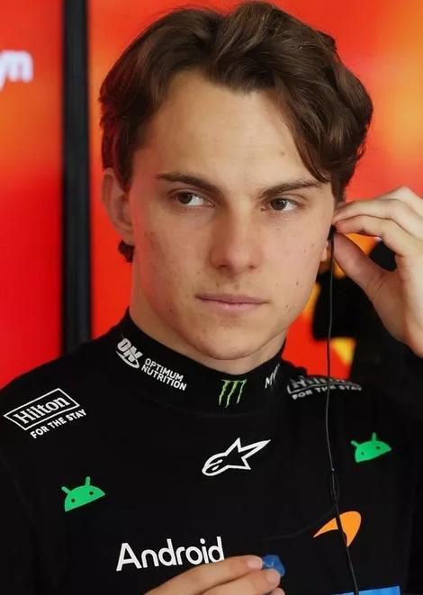300km/h生死通话！F1车手到底和指挥中心说的是啥？违规直接罚钱丢冠！懂车
