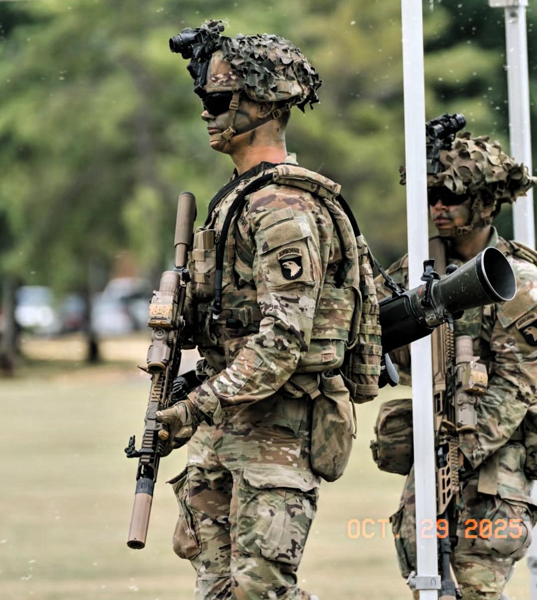 美国人终于低下高傲的头颅承认了！美国《大西洋月刊》发表一篇文章，内容是：若中美爆