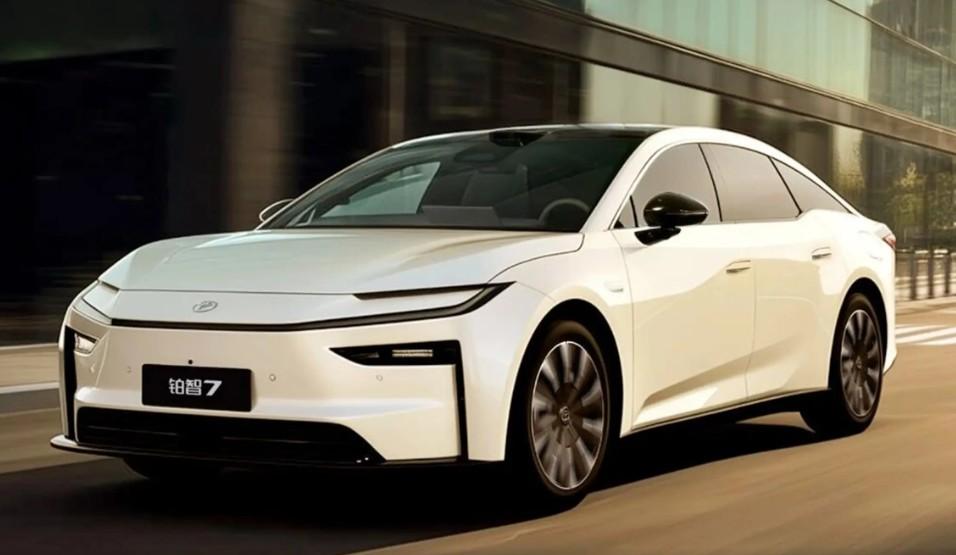 丰田铂智7上市14.78万起，这次把能堆的料都堆上了刚看了铂智7上市发布会，限