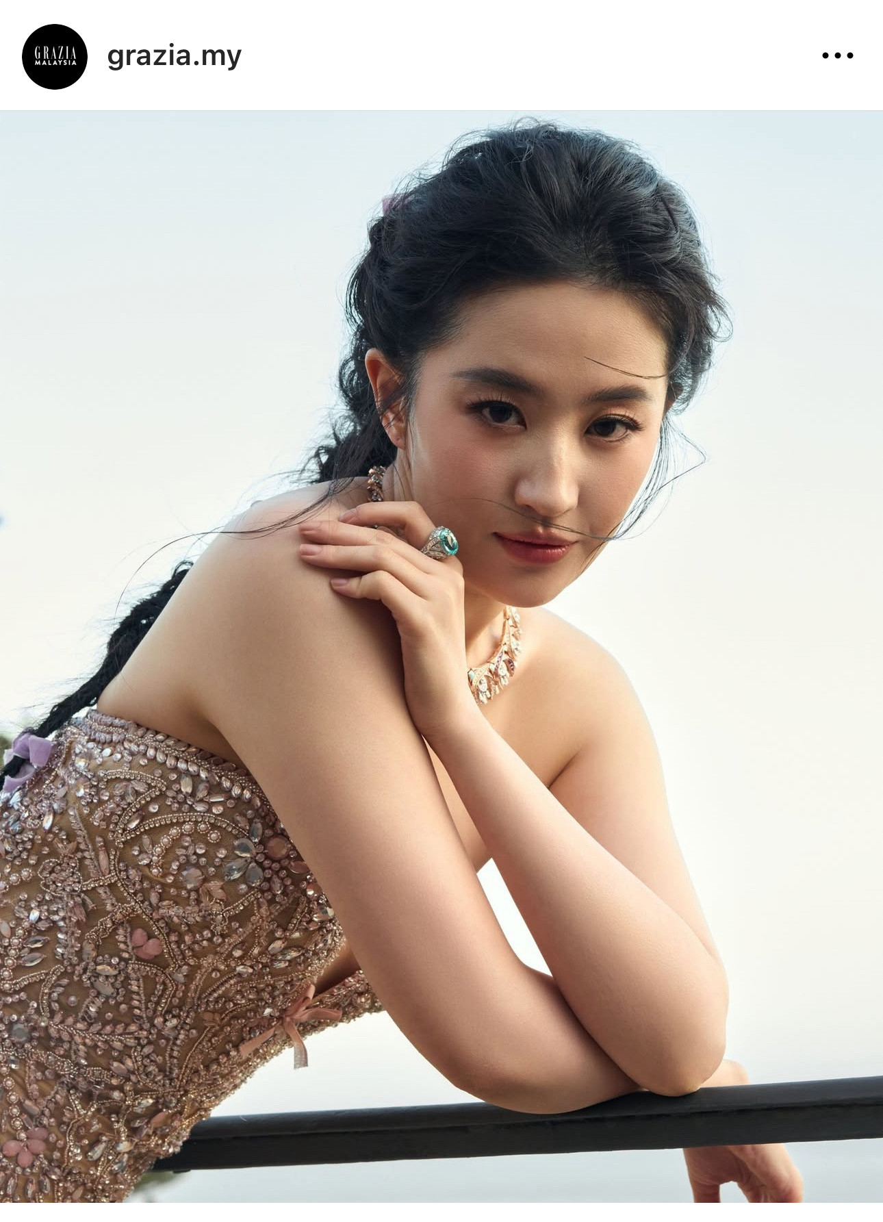 刘亦菲补发Bvlgari宝格丽全球品牌代言人刘亦菲意大利西西里岛瑰彩罗马高级珠