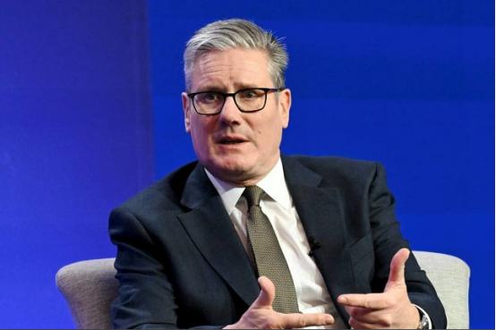 欠中资的钱怎么办？英国新首相站在唐宁街十号门口，对着全世界的镜头说：英国要重归稳