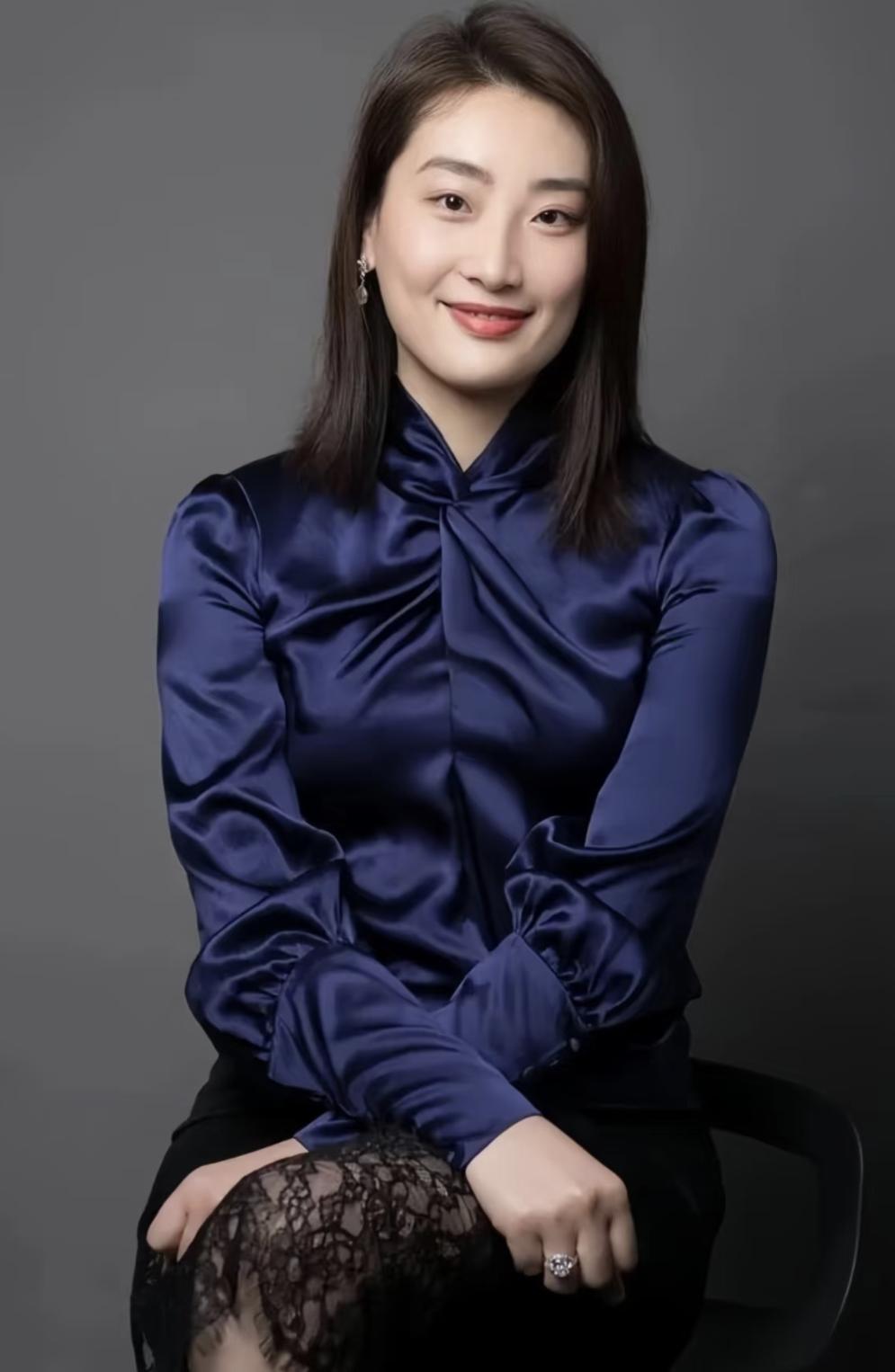 香港高院驳回了宗馥莉的上诉许可申请，宗馥莉在香港这边输了…但是这件事远远没结束
