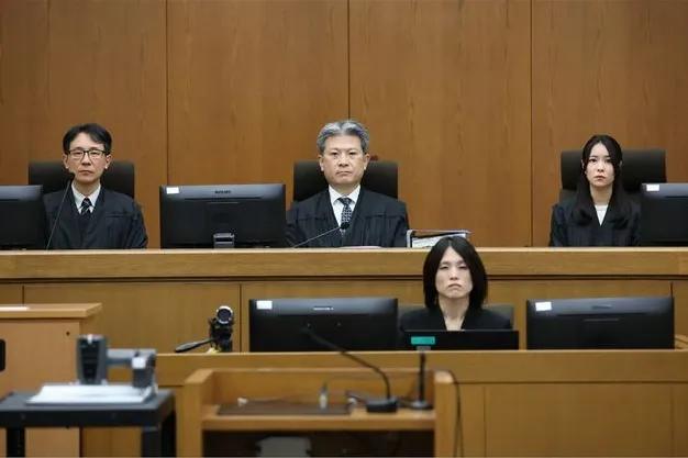 9月2日，新加坡《联合早报》报道:“东京法院周一发布公告，判决前NHK中国籍男播