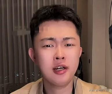 巴扎黑遭d音大网红藐视，双平台爆火一夜涨粉超200万！计划年底给母亲买房、买车。