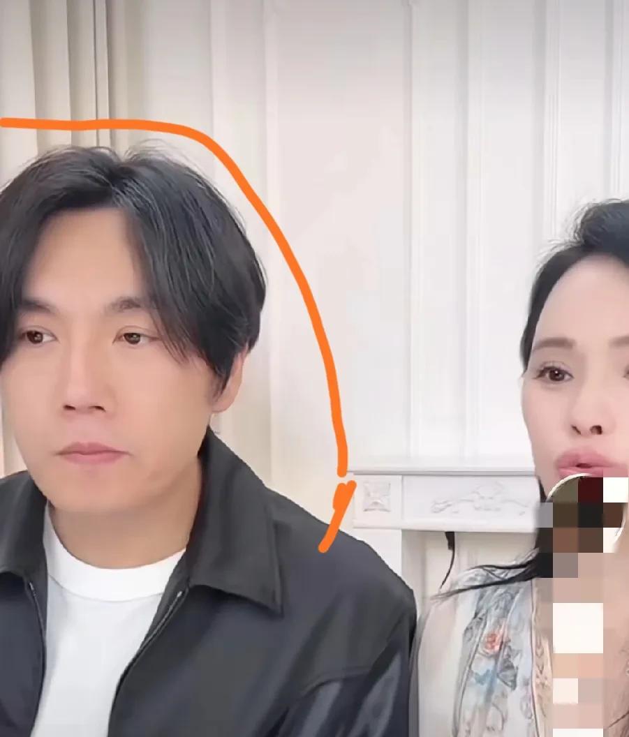 秦昊直播间里的长发形象，和《扫毒风暴》里周少雄看着是不是太像了[捂脸哭]昨晚秦昊
