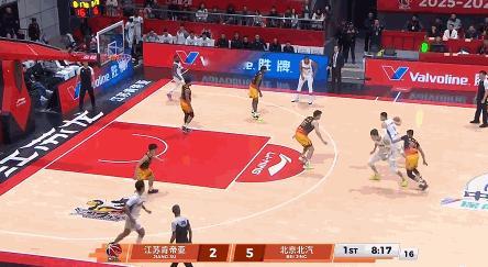 赵睿回来了！上半场砍下8分！赵睿北京男篮首秀cba新赛季揭幕战阿才说球CBA赵睿