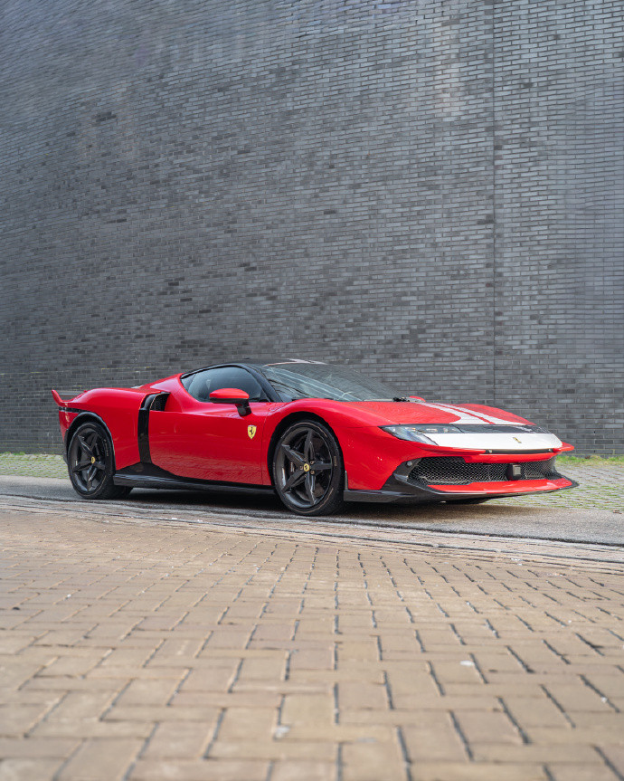 法拉利849Testarossa经典回归复古线条搭配现代超跑气场越品越有味道，