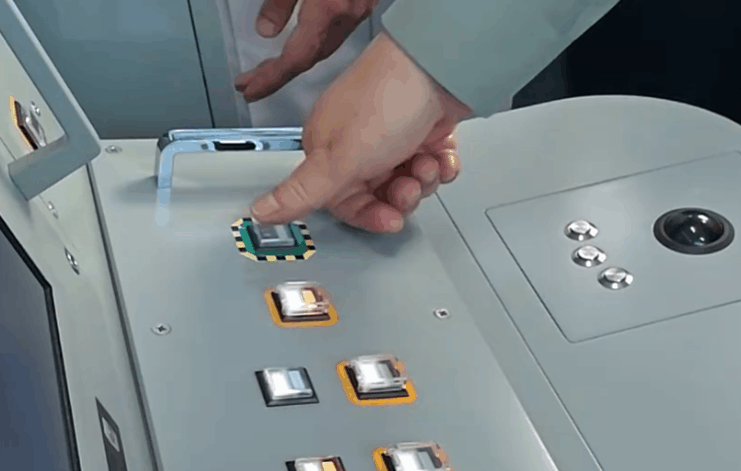 这才是不明觉厉！今天这个动图传遍全网，虽然不知道背后是什么黑科技，但只知道这项