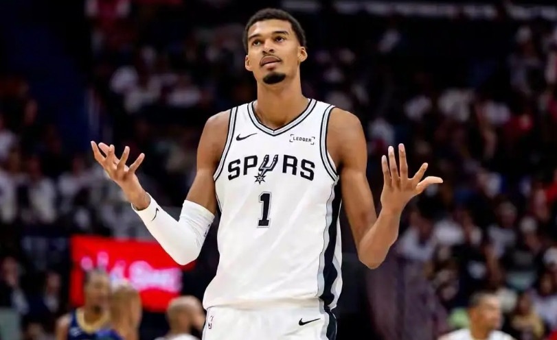 再这样打下去，文班亚马就是今年的mvp！三场球，马刺已经三连胜了！而且文班亚