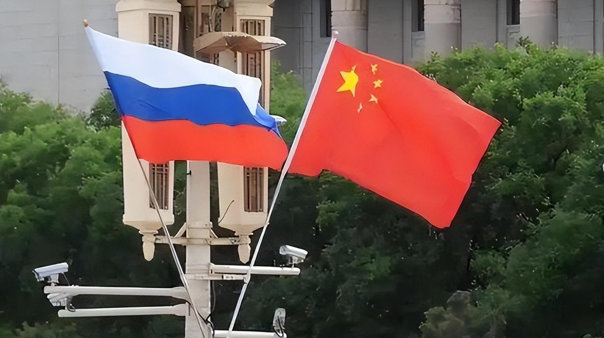 开始全面反俄？37国共谋出兵，俄罗斯在生死存亡关头，普京政府搬出了中俄条约！
