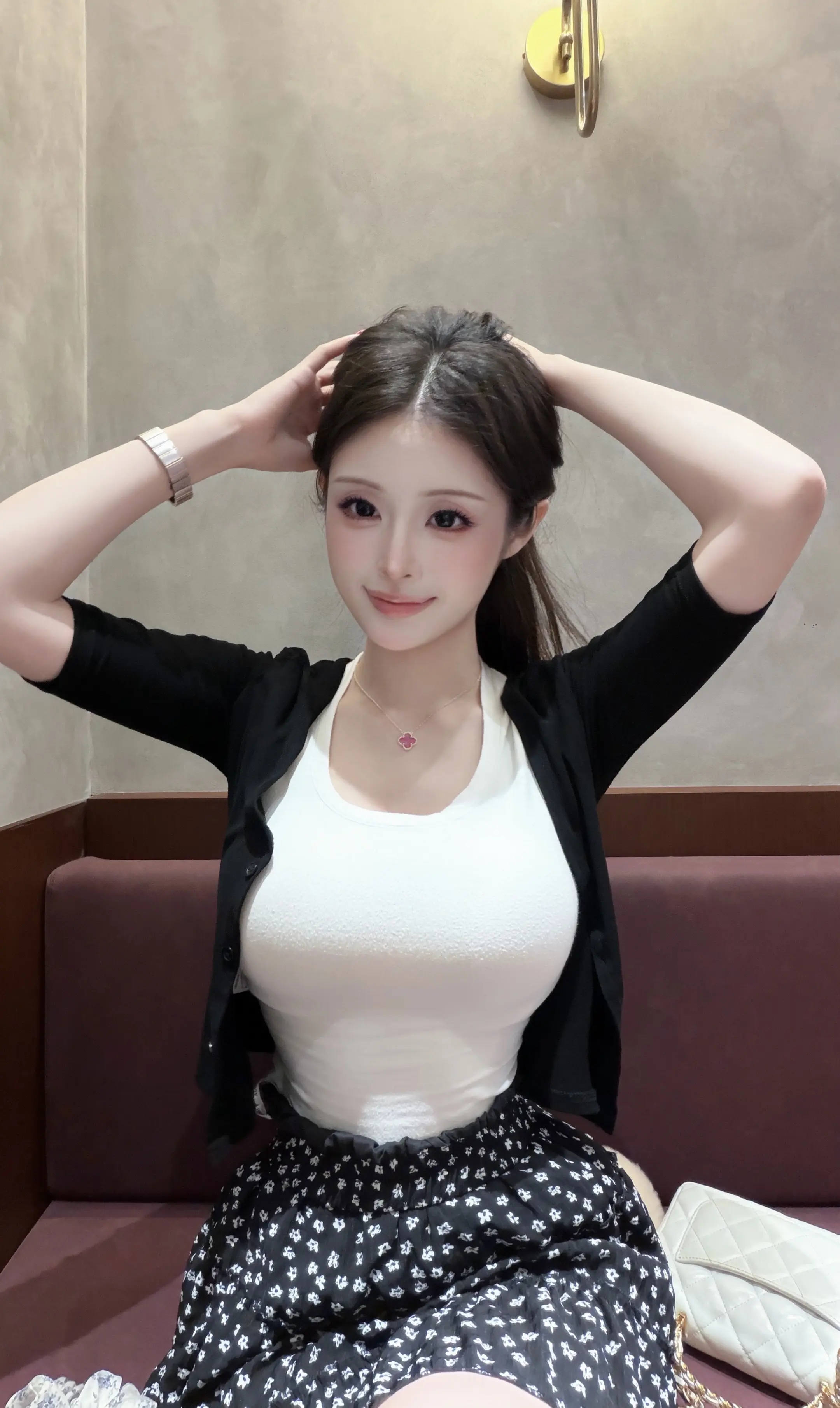 梳一个马尾