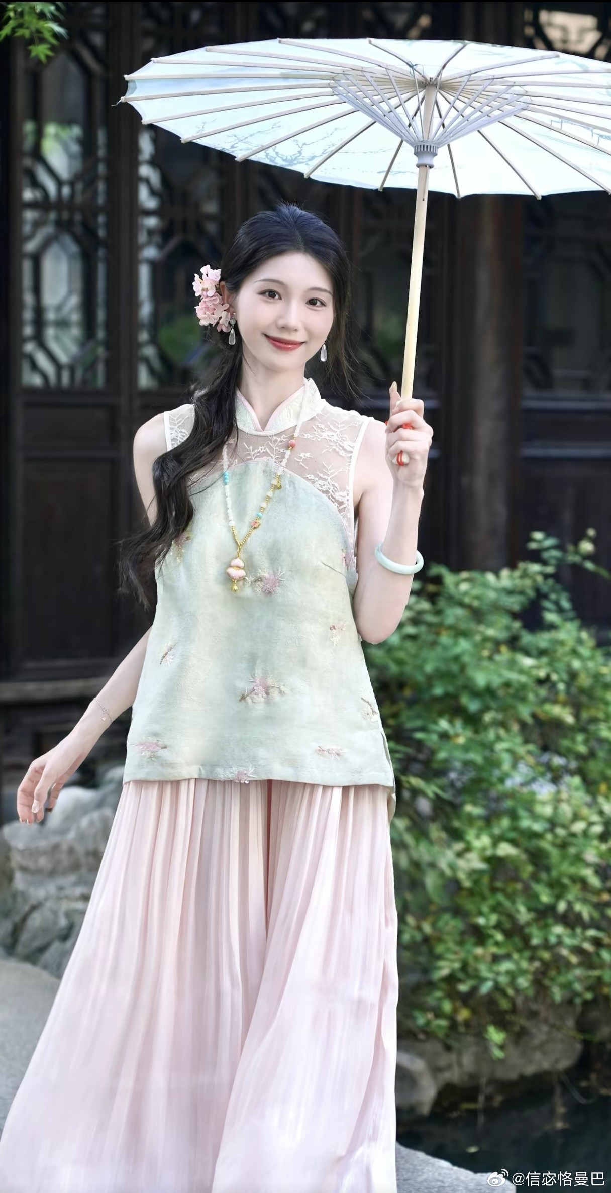 气质穿搭小姐姐
