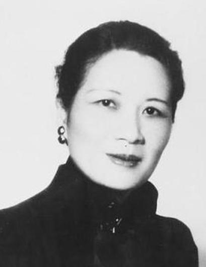 2003年，宋美龄去世之后，伺候了她20多年的厨子回到老家，却没想到回去之后，不