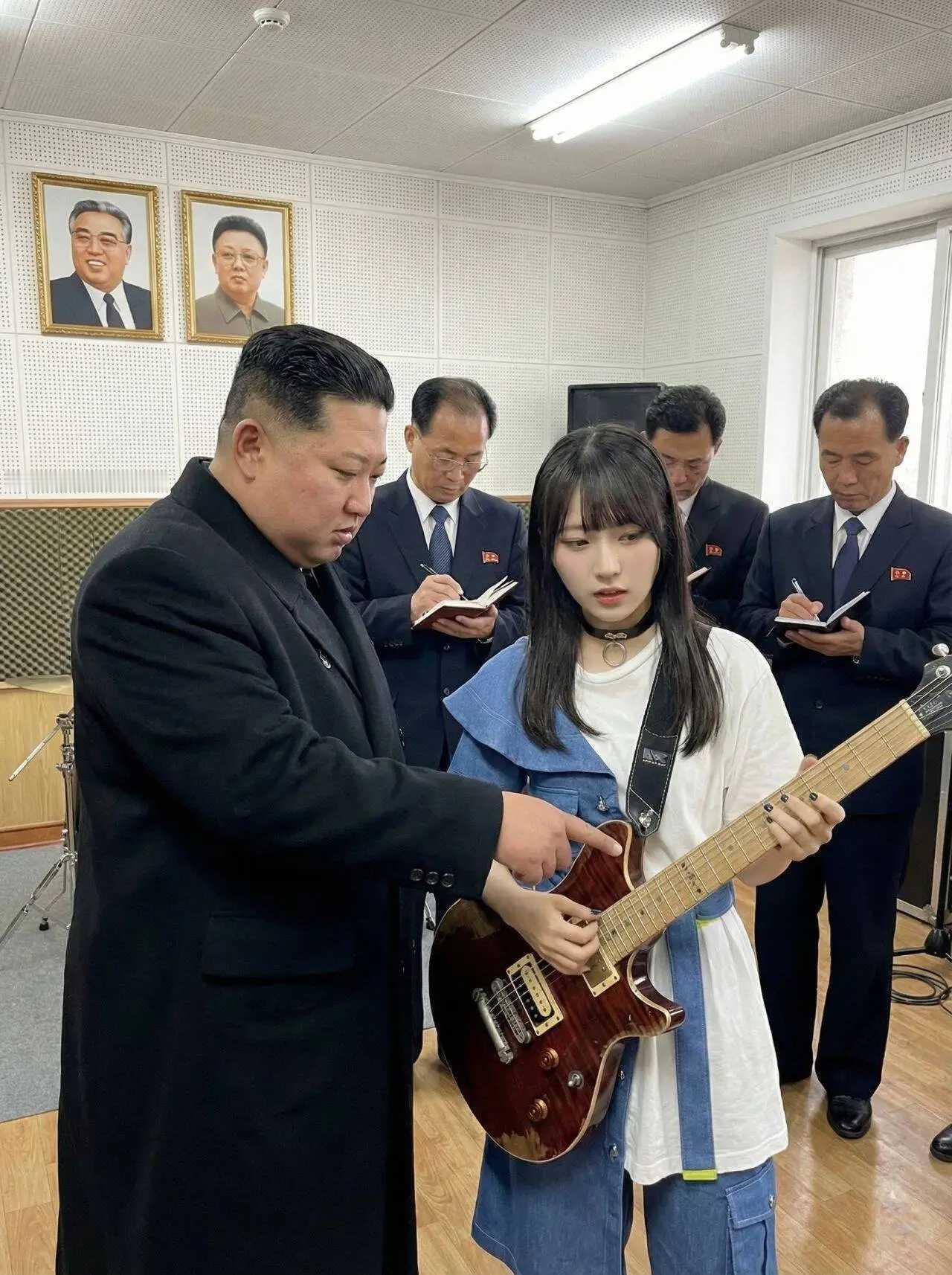 原来他们得年轻人也玩流行音乐。