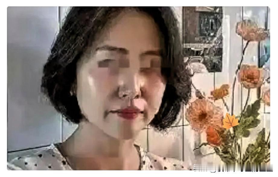 浙江衢州市蒋女士，因为不信任社保，硬是坚持25年从未参保，每月固定存下290元，