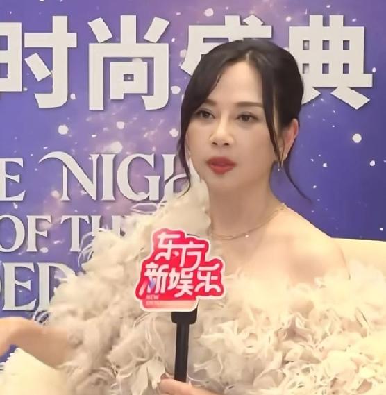 不生娃的陈松伶，家产已经被外甥女盯上了。最近陈松伶接受采访，谈及“结婚多年多子女