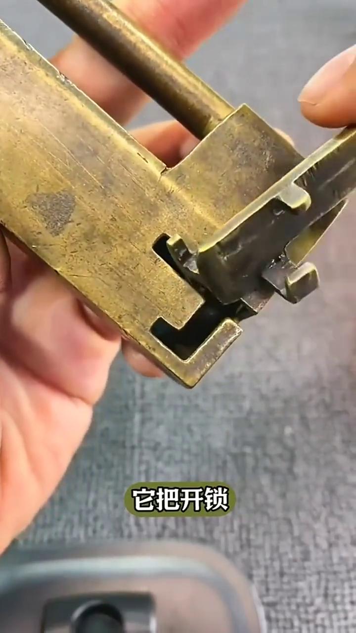 你有没有想过，一把2000年前的中国古锁凭什么能把小偷逼到怀疑人生？难道古人只是