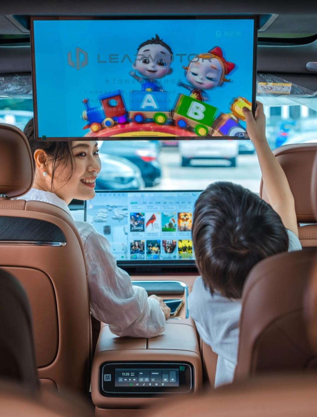 汽车行业专家的2026买车推荐：1、要面子一买特斯拉2、要舒服一买理想3、