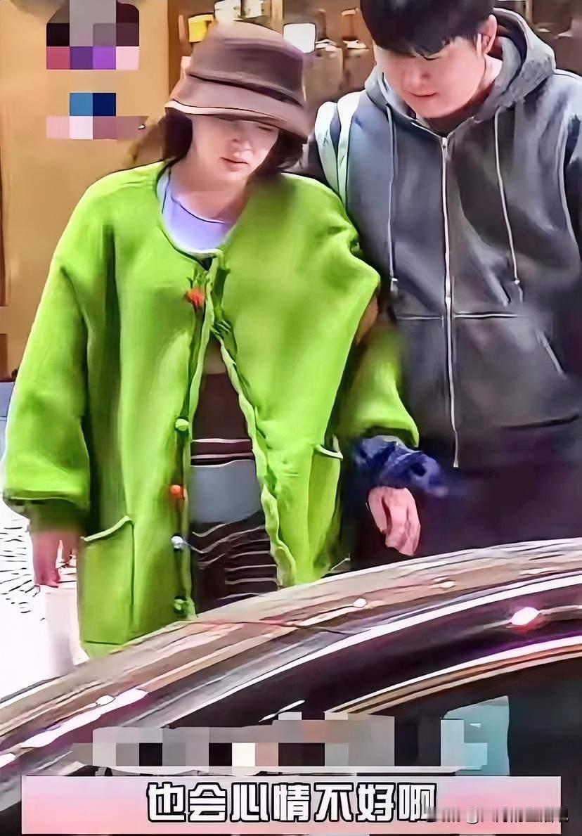 阚清子被拍搀扶着进医院的画面刚出来，全网就炸了！有人说她阵痛发作要生了，也有