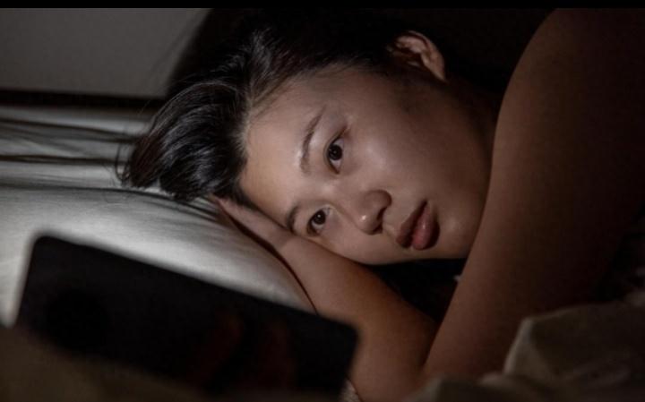 凌晨1-3点肝脏在“滴血”！熬夜熬出脂肪肝和痴呆，这2个时辰是夺命红线（来源