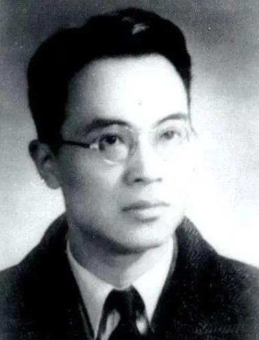 1995年，杨绛女儿钱瑗旧疾复发就医诊治，是脊椎癌晚期，2年后86岁杨绛对60岁
