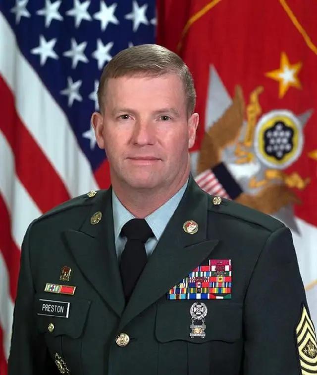 美国防长公开放弃“印太支配权”，这是二战以来华盛顿发出的最强烈的“战略认怂”信号