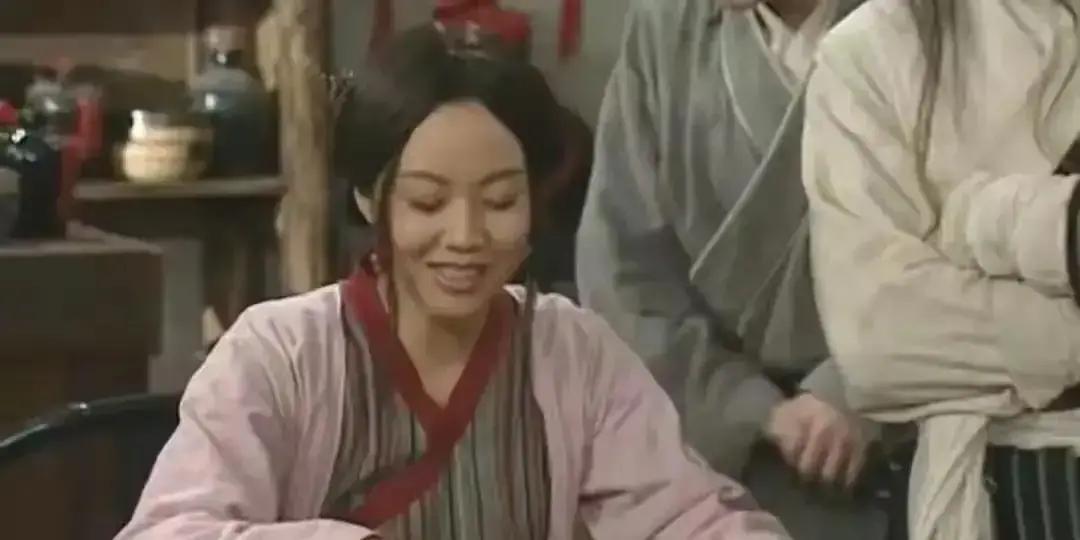 18年前欠十两，现在还4万8郭芙蓉这笔账，姚晨真还了。2024元旦，她给同