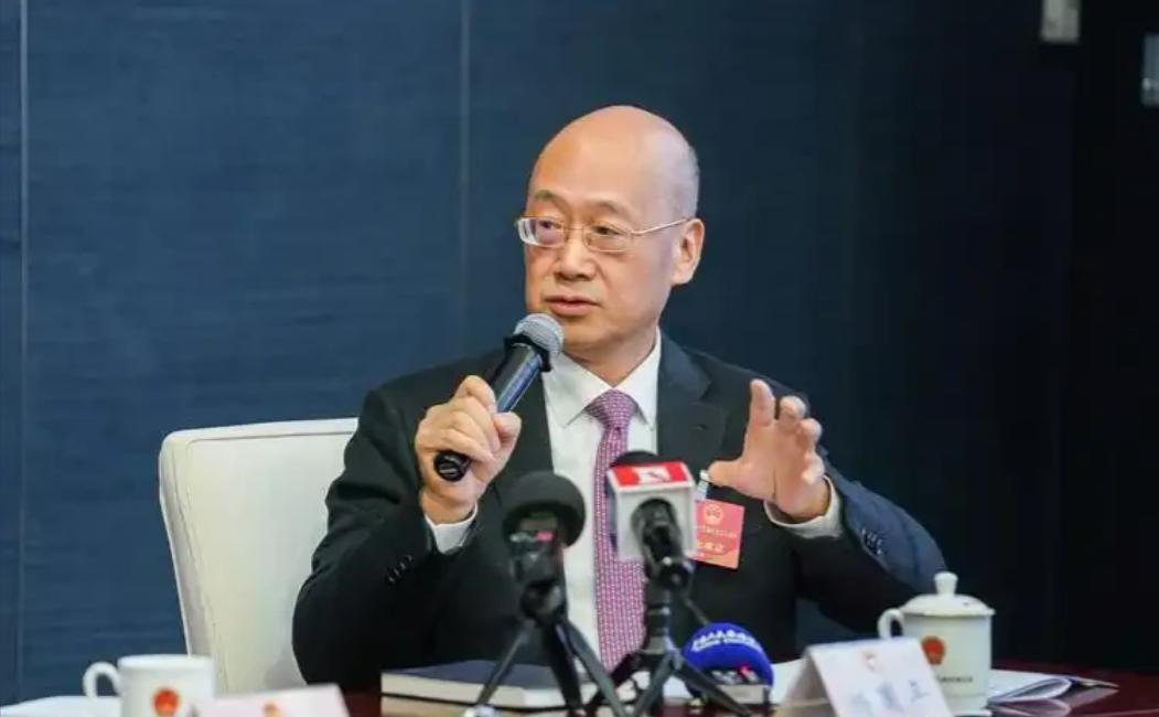 贪婪必须止步！上海两会发出了最强音：网约车抽成必须腰斩，死死钉在10%这条生死线